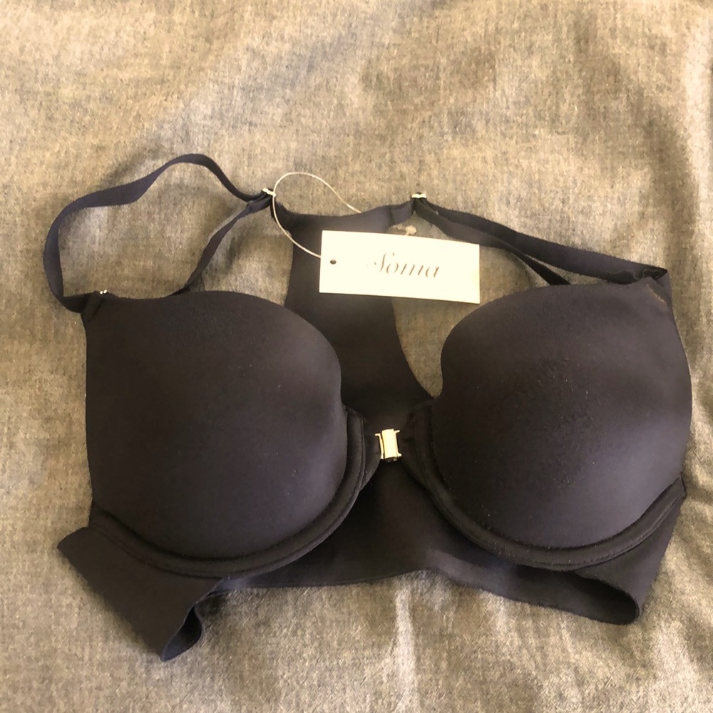 BEAND NEW black Soma racer back bra